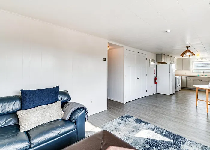 Walk To Beach & Harbor: Spacious Westport Apt!